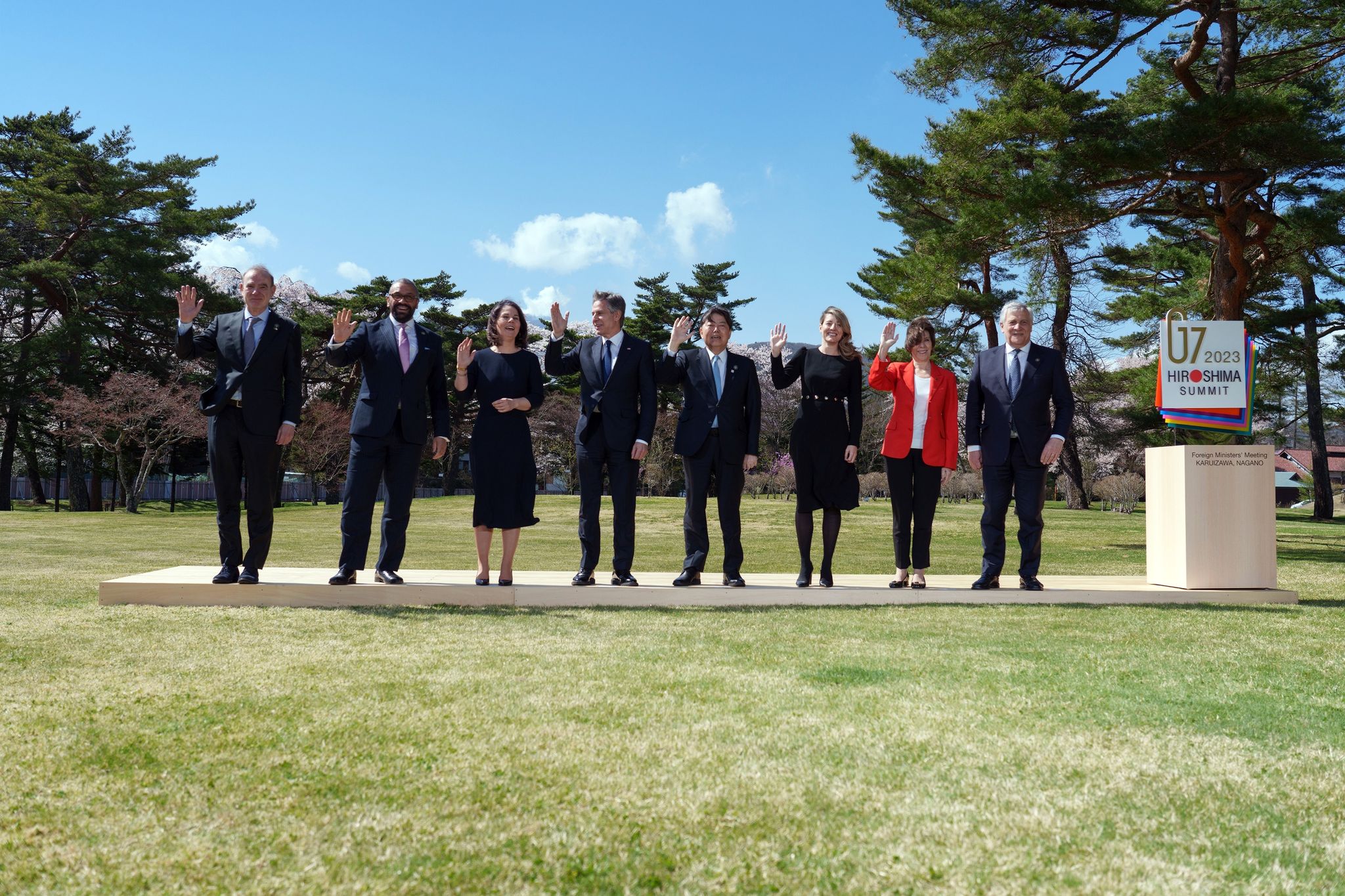 Außenministerin Annalena Baerbock (3.v.l.) und ihre Amtskollegen der G7-Staaten. Foto: Soeren Stache/dpa