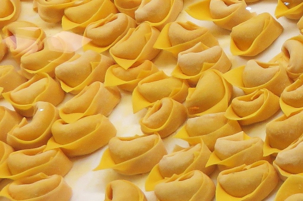 Cappelletti - "File:02 Cappelletti - Cappellacci - Pasta ripiena - Cucina tipica - Ferrara.jpg" by Lungoleno is licensed under CC BY-SA 2.5.