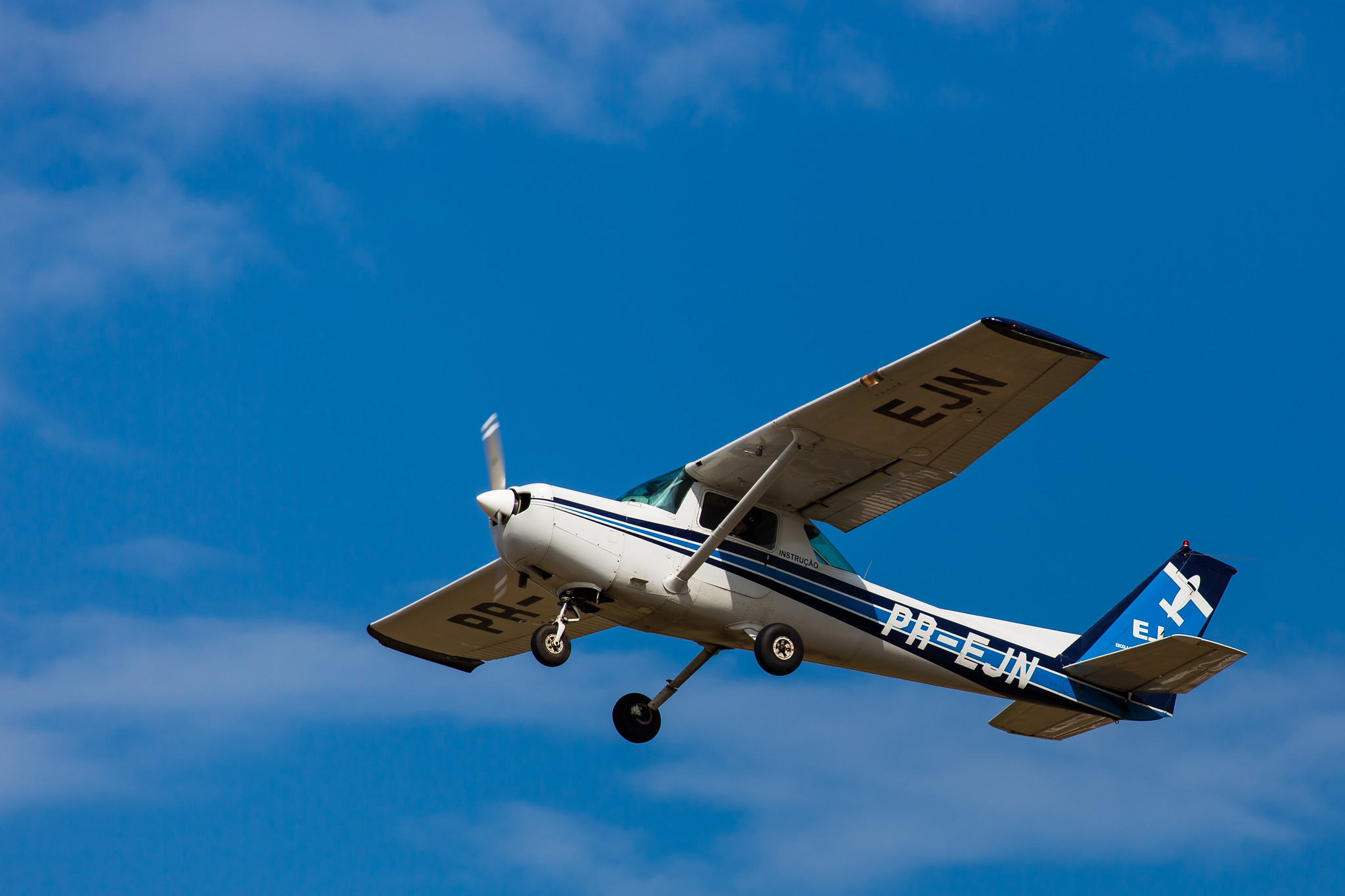 Symbolbild: "Cessna 152 PR-EJN" by Joao Carlos Medau is licensed under CC BY 2.0.