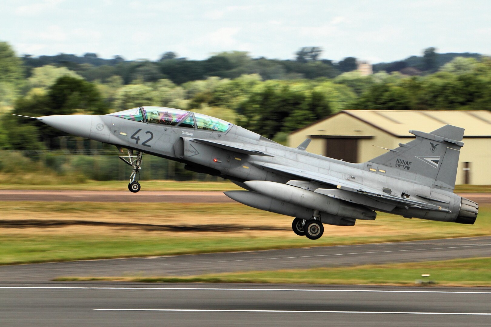 Saab Gripen / by Airwolfhound is licensed under CC BY-SA 2.0.