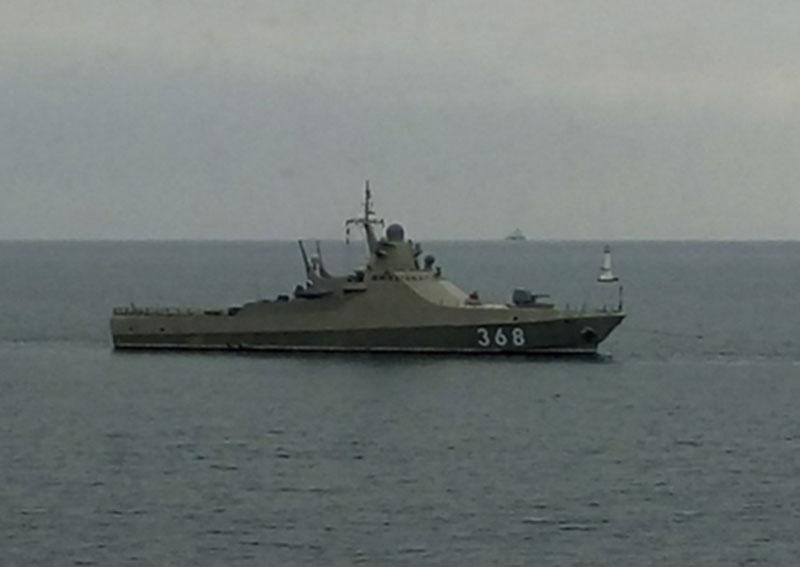 "Project 1241 missile boat of the Black Sea Fleet of the Russian Federation" by Ministry of Defense of Russia is licensed under CC BY 4.0. (resized)