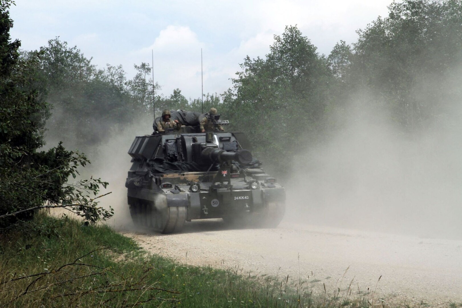 AS-90 Haubitze / Archivbild zur Illustration / British Army artillery conducts live-fire, maneuver training at Grafenwoehr by 7th Army Training Command is licensed under CC BY 2.0. https://creativecommons.org/licenses/by/2.0/