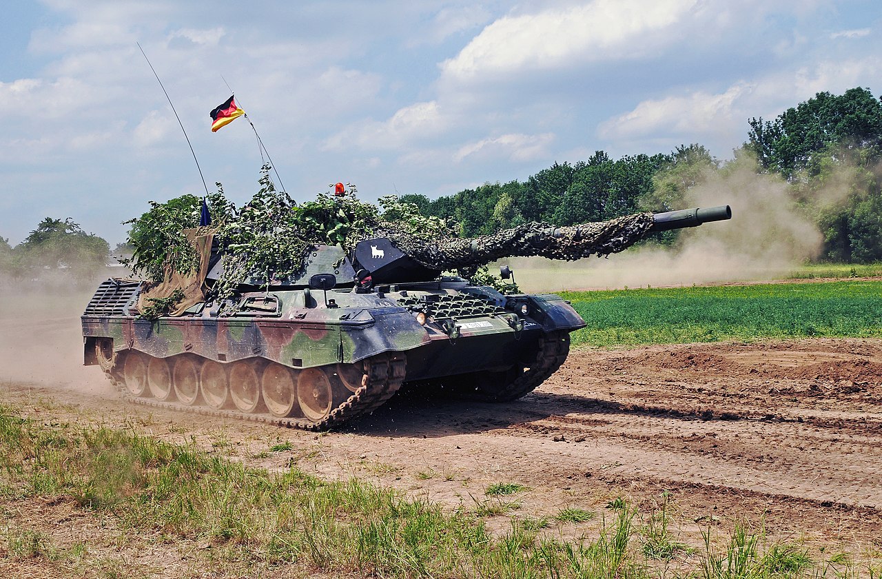 Leopard 1A5 / Archivbild / File:Leopard 1A5.jpg by Rainer Lippert is licensed under CC BY-SA 4.0. https://creativecommons.org/licenses/