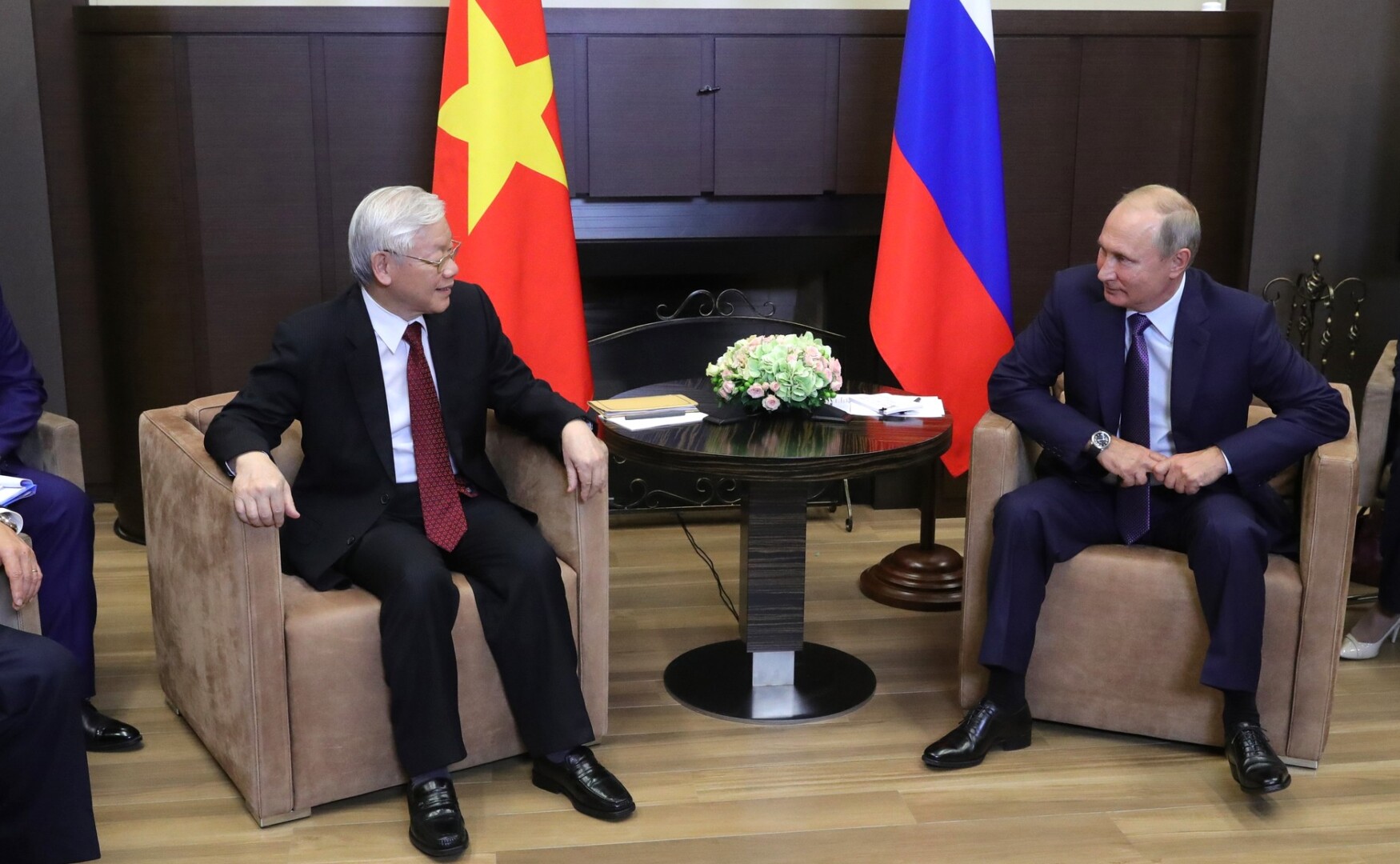 [Nguyễn Phú Trọng und Wladimir Putin / Archivbild / President Putin and General Secretary Nguyễn Phú Trọng by The Kremlin, Moscow / CC BY 4.0. https://creativecommons.org/licenses/by/4.0/]