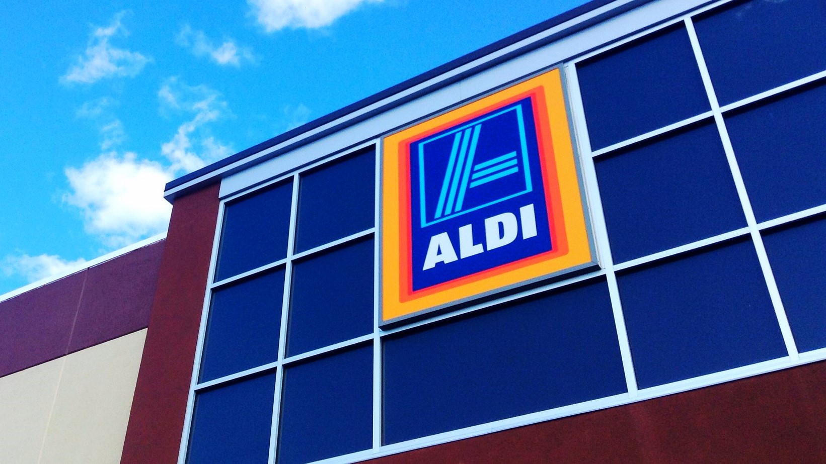 // Aldi / Archivbild (cropped) / by JeepersMedia is licensed under CC BY 2.0. https://creativecommons.org/licenses/by/2.0/