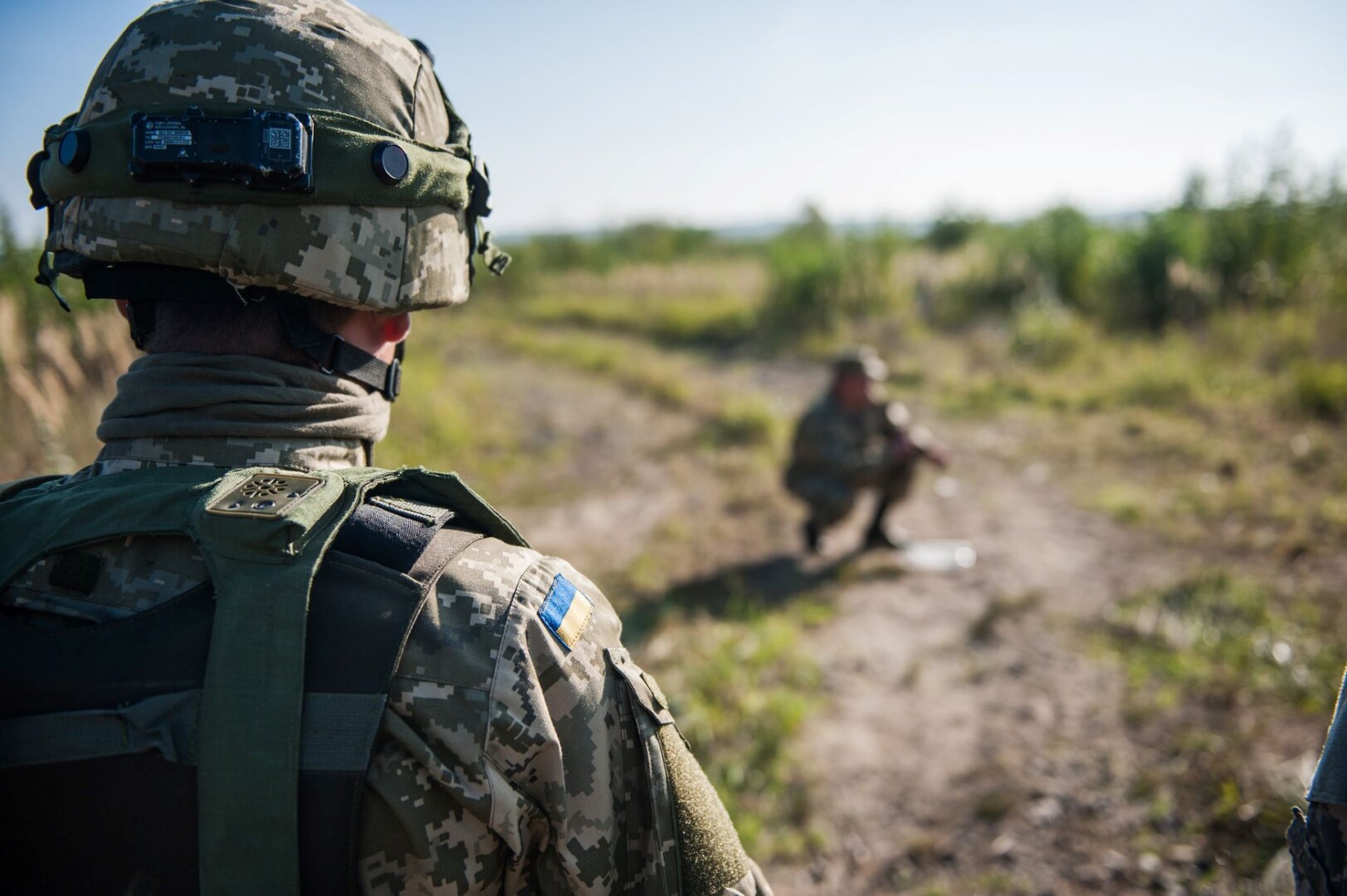 Foto: Ukrainische Soldaten / Archivbild / Watching Instructor by U.S. Army Europe is marked with Public Domain Mark 1.0. To view the terms, visit https://creativecommons.org/publicdomain/mark/1.0/?ref=openverse.