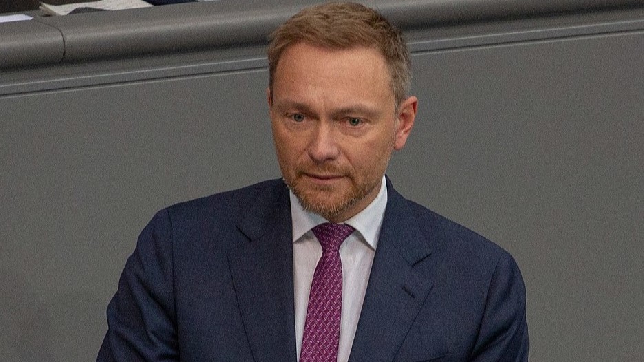 // Christian Lindner / Archivbild (cropped) /  by Olaf Kosinsky is licensed under CC BY-SA 3.0. https://creativecommons.org/licenses/by-sa/3.0/de/deed.en