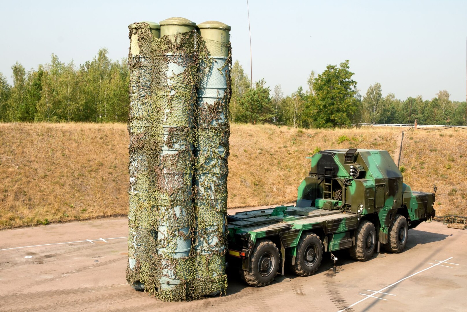 [S-300 / Symbolbild / By Knevich - stock.adobe.com]