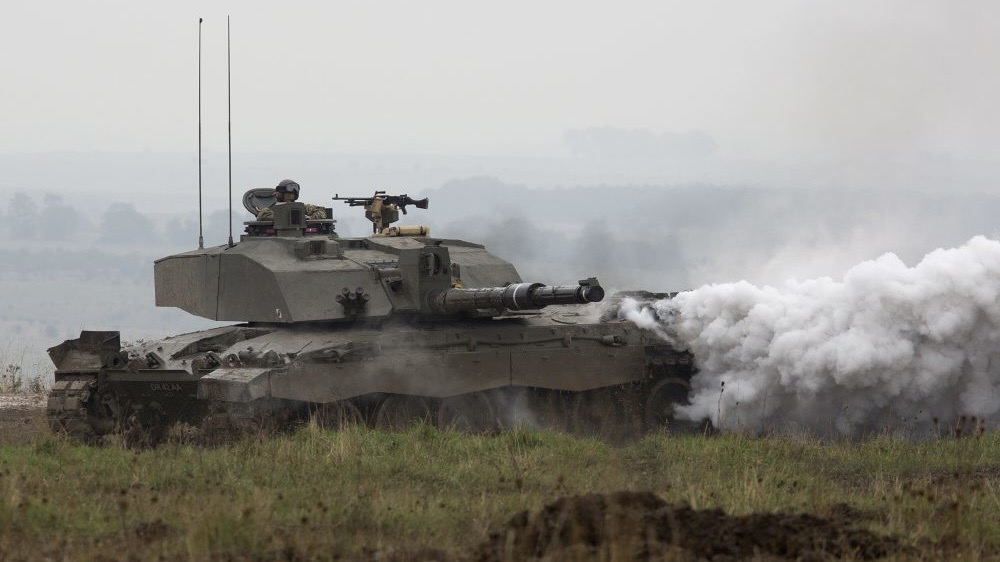 Panzer / Archivbild (cropped) / Challenger 2 Tank by Defence Images is licensed under CC BY-SA 2.0. https://creativecommons.org/licenses/by-sa/2.0